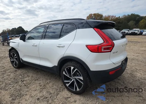 2021 Volvo Xc40 T5 R-Design из США, поврежденный, VIN YV4162UM9M2562790